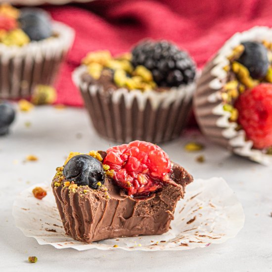 Dark Chocolate Pistachio Berry Cups