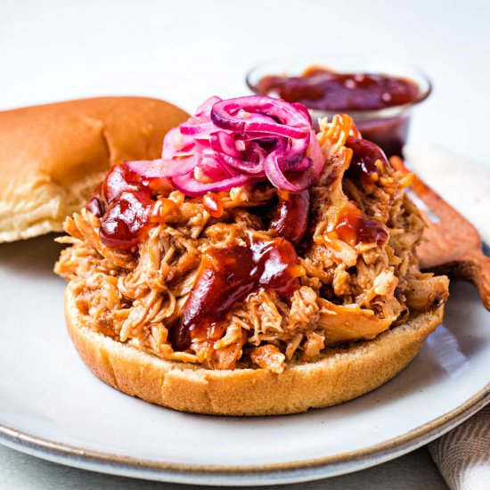 slow cooker pulled chicken