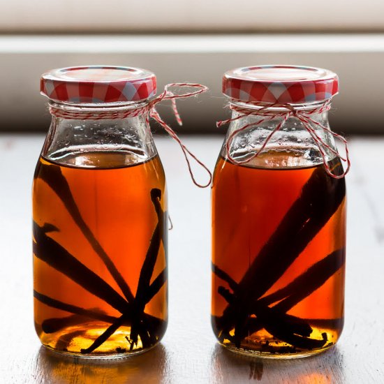 Homemade Vanilla Extract