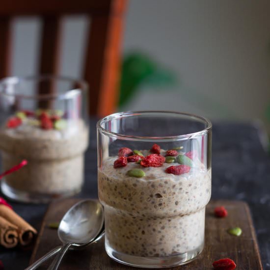 Date & Cinnamon Chia Pudding