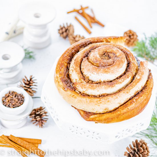 Gingerbread Espresso Cinnamon Rolls