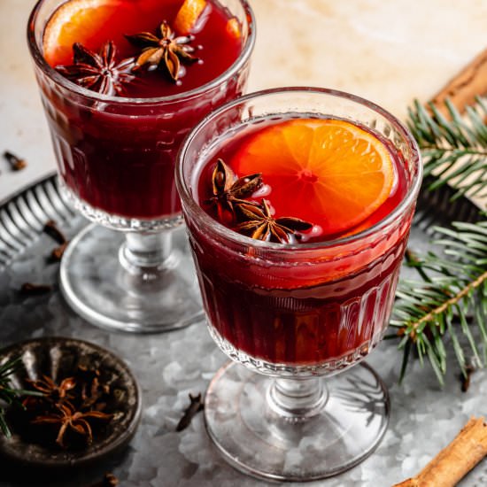 Non-Alcoholic Mulled Wine