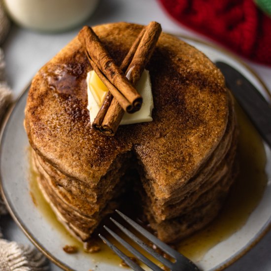 Easy Snickerdoodle Pancakes