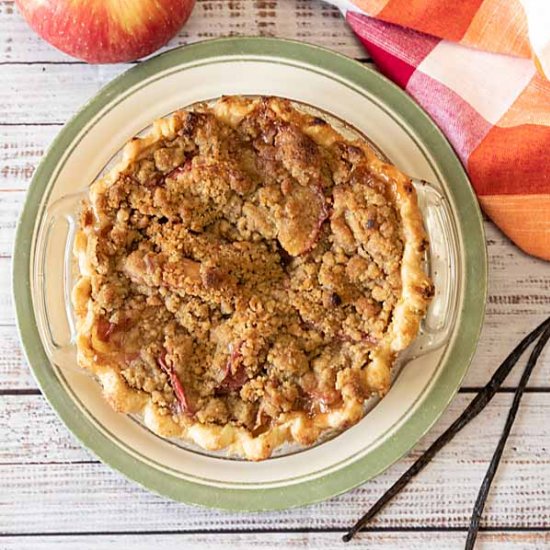 Betty Crocker Apple Pie for 2-4