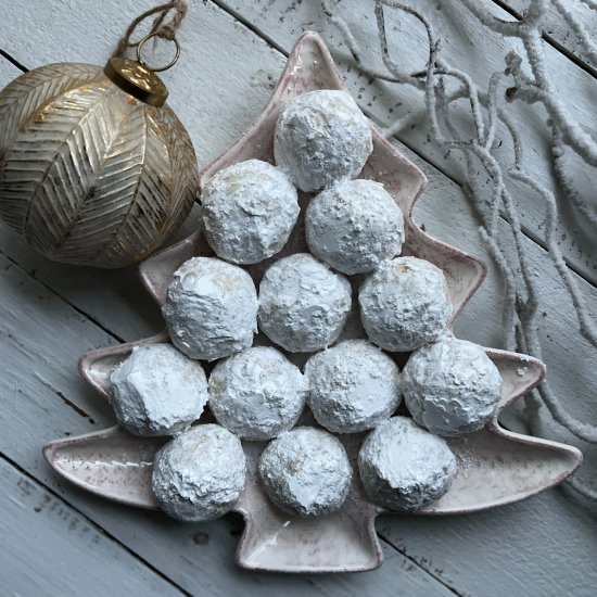 Snowballs (Russian Tea Cakes)