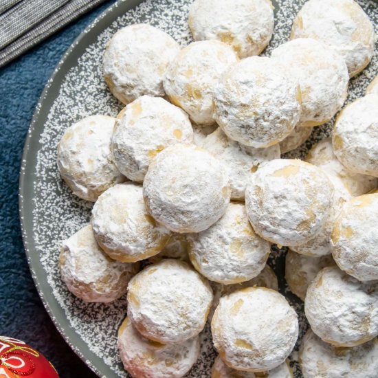 Vegan Snowball Cookies