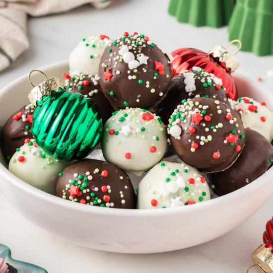 Christmas Oreo balls