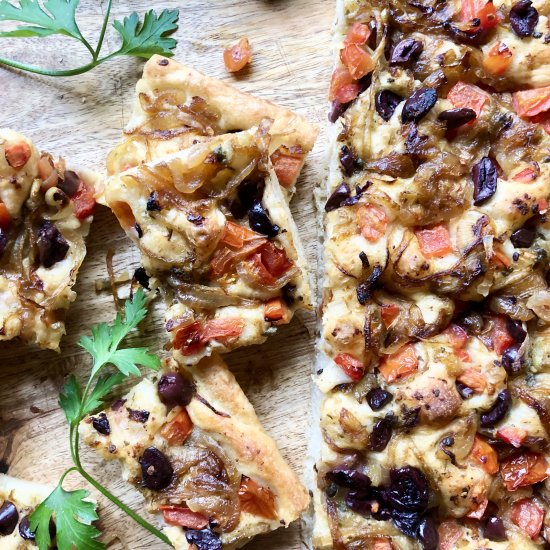 pissaladière with tomatoes & olives