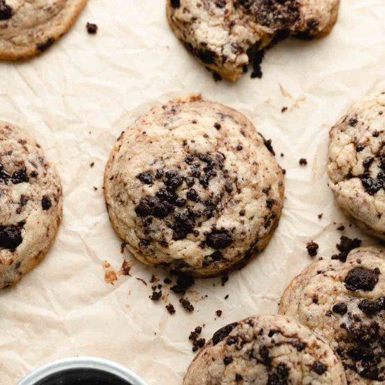 Chocolate Chip Oreo Cookies