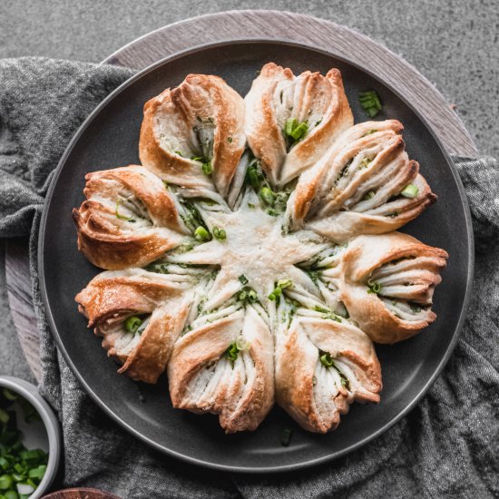 Scallion Star Bread