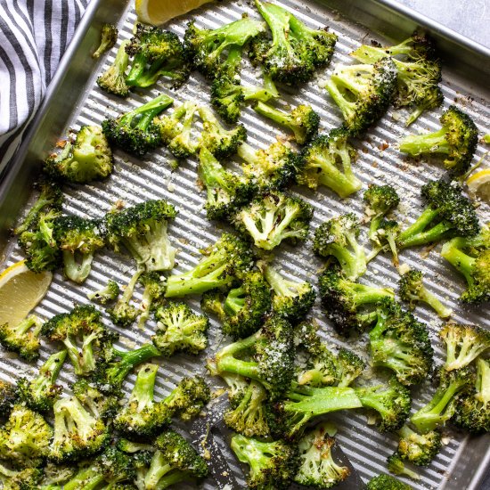 Garlic Parmesan Roasted Broccoli