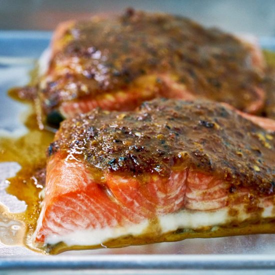 Sweet & Spicy Ginger Garlic Salmon