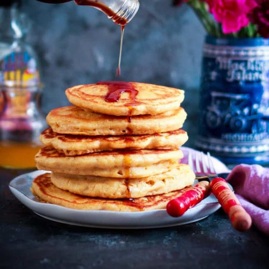 Fluffy Cinnamon Pancakes