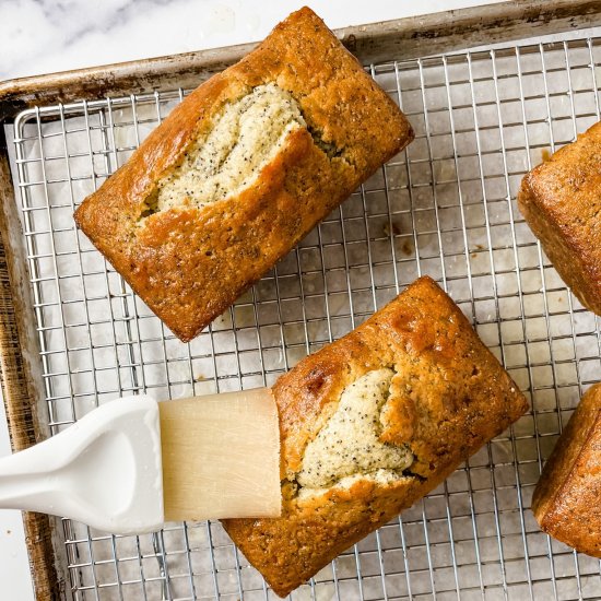 lemon poppy pound cakes