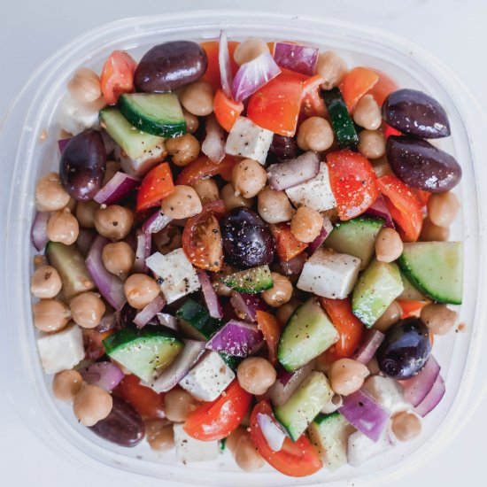 Vegetarian Chickpea Greek Salad