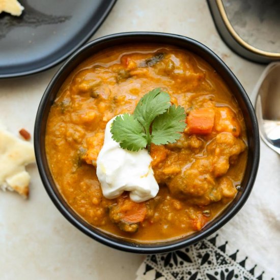 Spiced sweet potato soup w/spinach