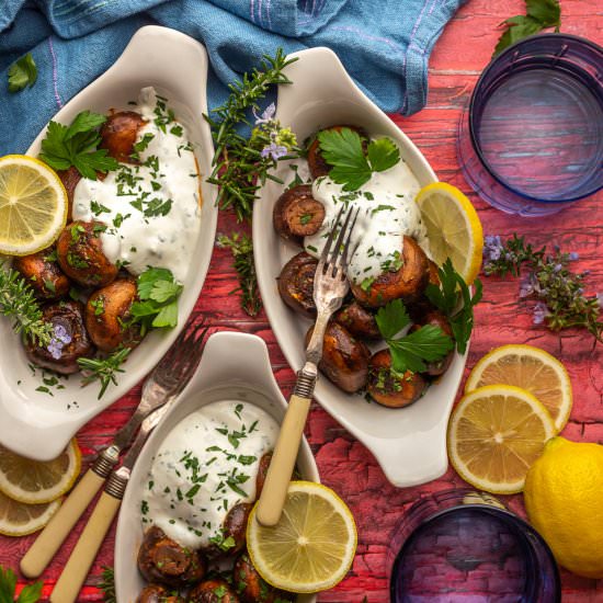 Mushrooms with Garlic Sauce