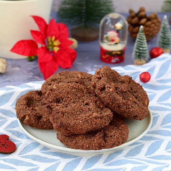 Vegan Almond Chocolate Cookies