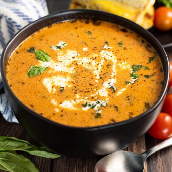 Creamy Tomato Basil Soup