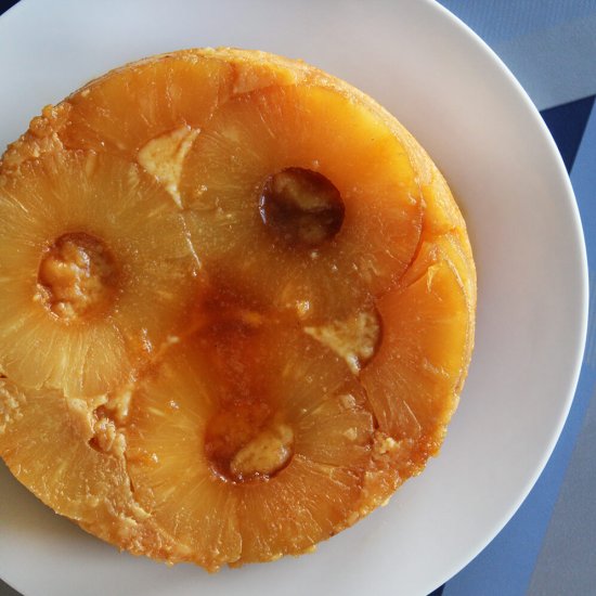 Pineapple upside down cake