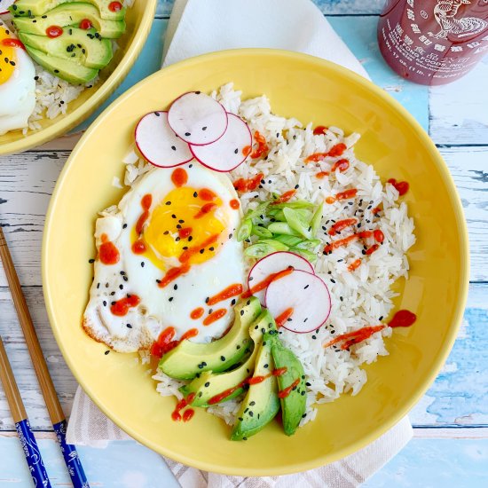 Egg and Garlic Rice Bowl