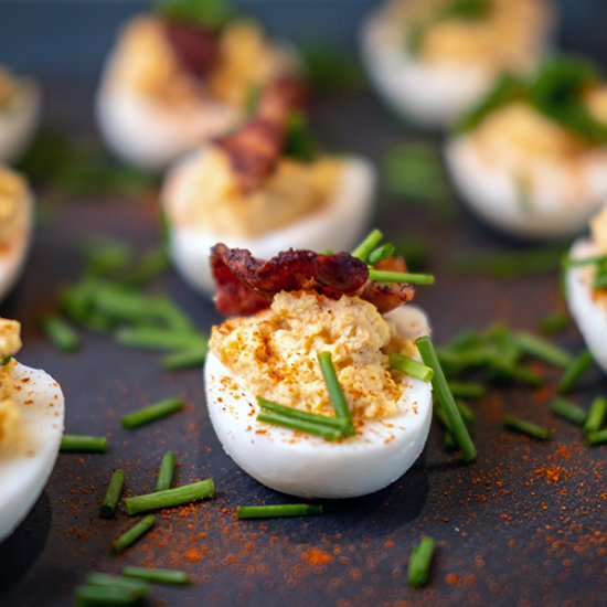 Hot deviled eggs with bacon