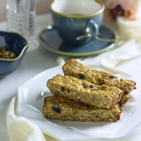 GRANOLA BARS WITH MIXED NUTS