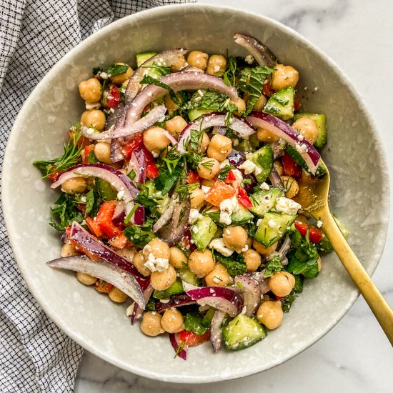 Mediterranean Chickpea Salad