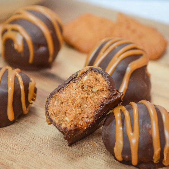 Vegan Biscoff Truffles