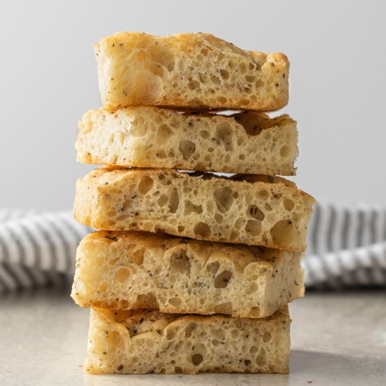 No Knead Black Pepper Focaccia