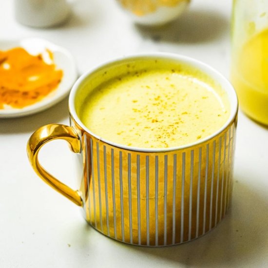 Haldi Doodh