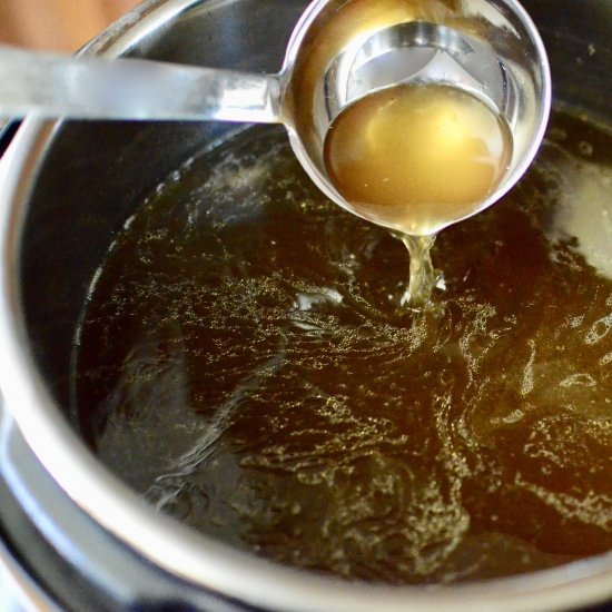 Instant Pot Chicken Stock