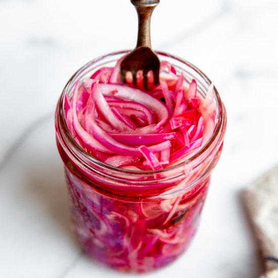 BEST Quick Pickled Red Onions