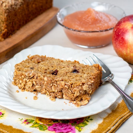 Applesauce Streusel Loaf Cake