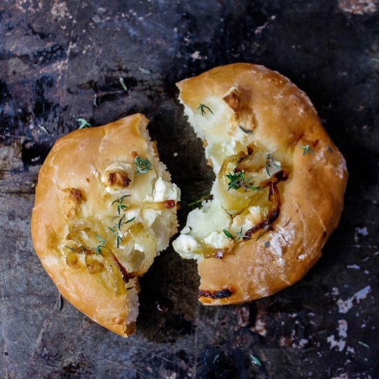 Feta and onion buns