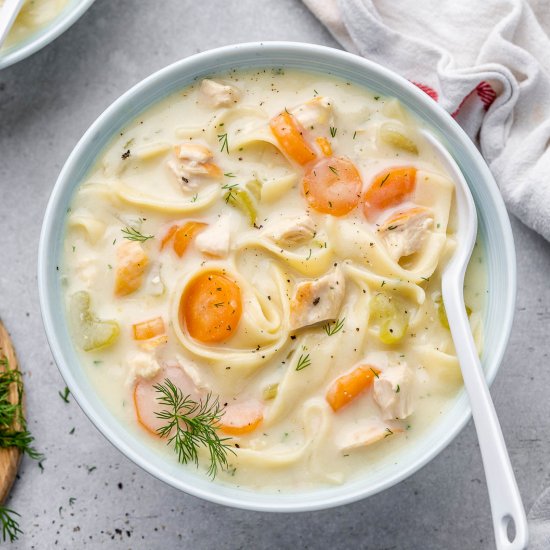 CREAMY CHICKEN AND RICE SOUP