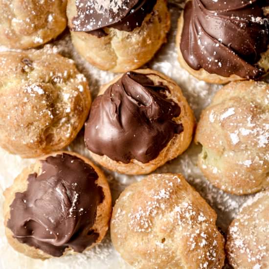 Frozen Cream Puffs