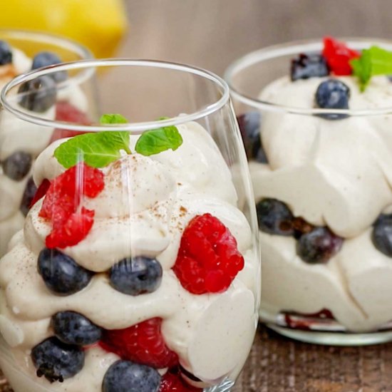 Cream Cheese Berry Dessert Parfaits