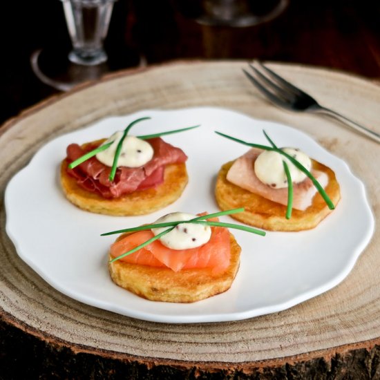 Potato bites with smoked fish