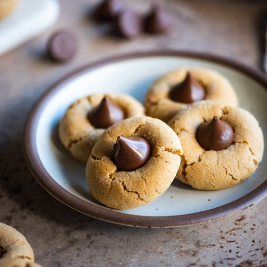 Easy Peanut Butter Blossoms