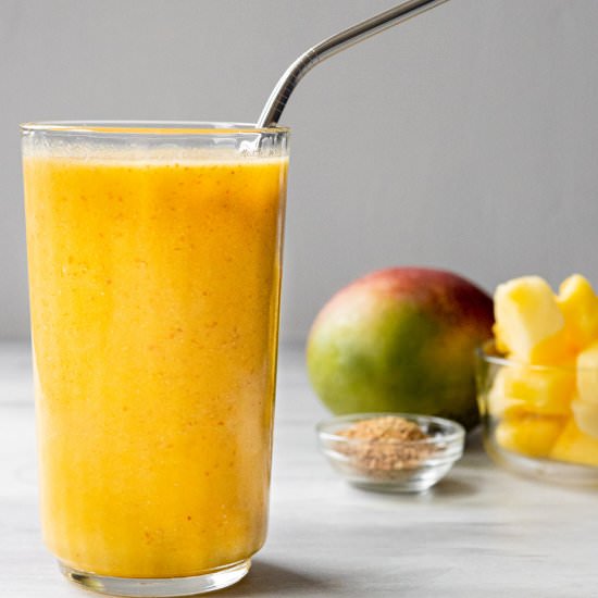 Tropical Mango Pineapple Smoothie