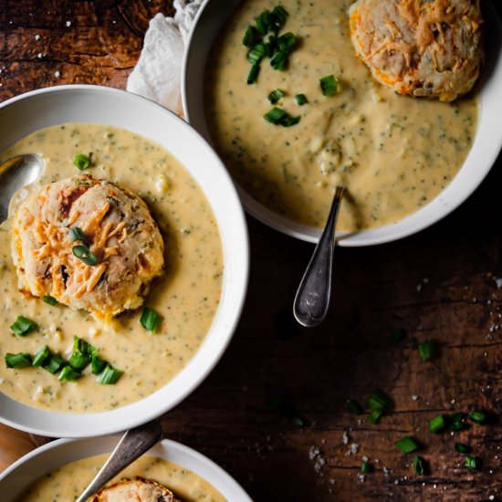 Creamy broccoli cheddar soup