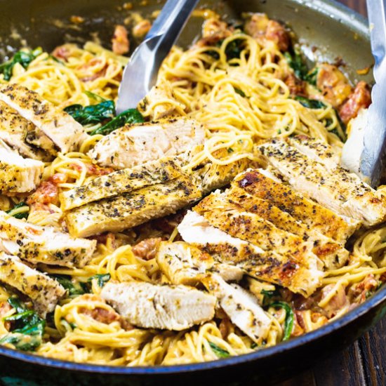 Tuscan Chicken Pasta