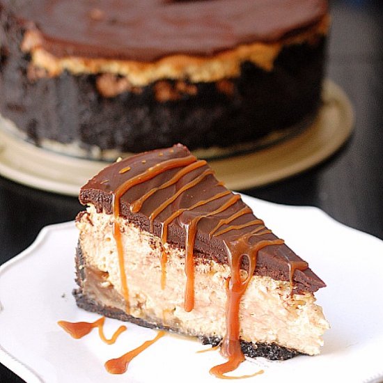 White chocolate caramel cheesecake