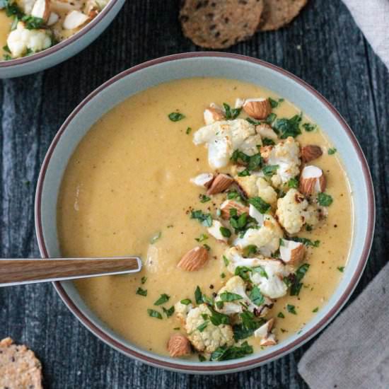 Vegan Cauliflower Soup