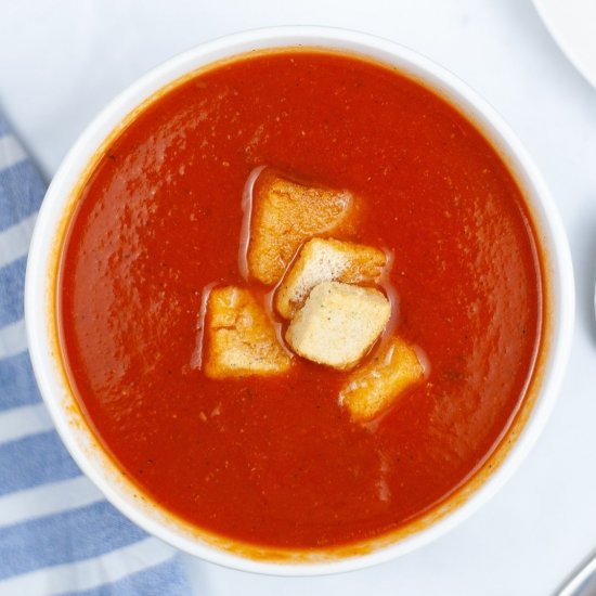 Instant Pot Tomato Soup