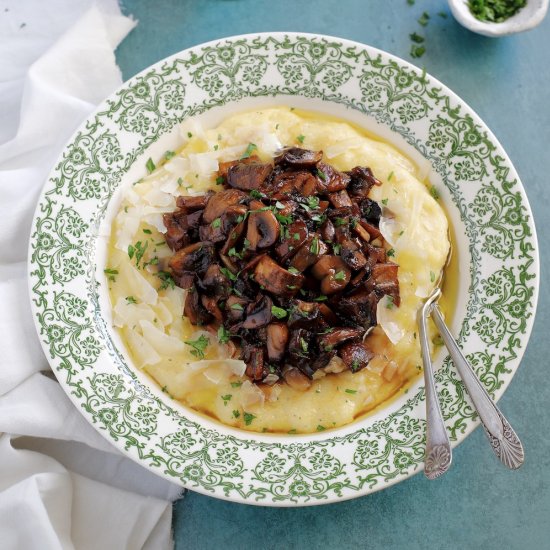 Oven-Baked Polenta and Mushrooms