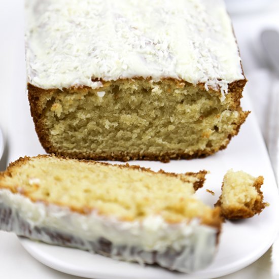 Coconut pound cake