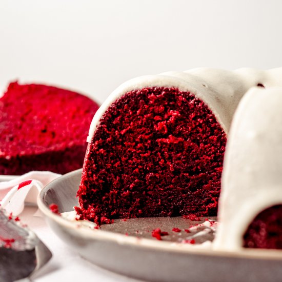 red velvet bundt cake