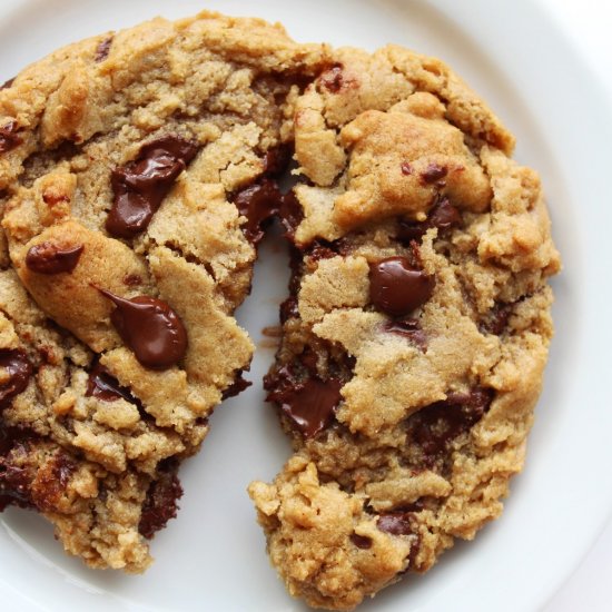 Perfect GF/V Chocolate Chip Cookies